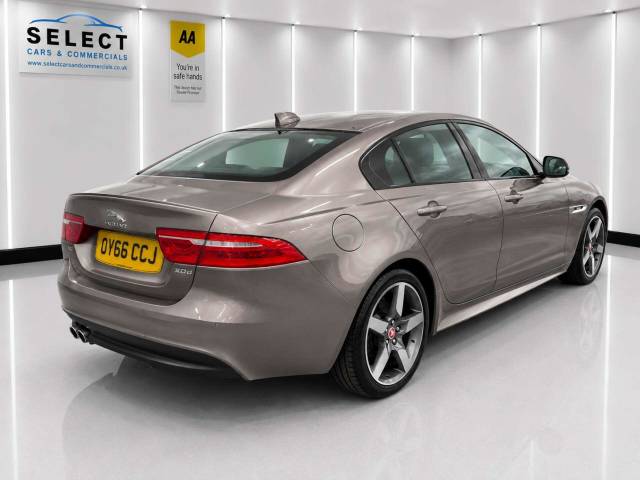 2016 Jaguar XE 2.0 XE R-Sport D Auto 4dr