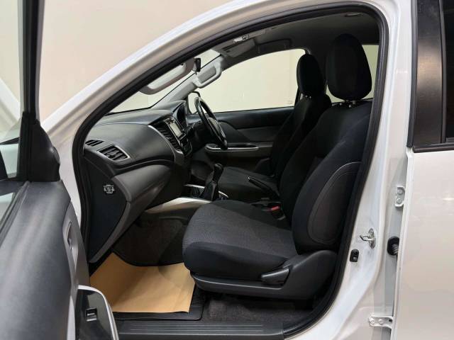 2019 Mitsubishi L200 2.4 L200 Titan DI-D 4WD