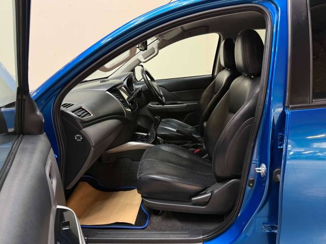 2017 Mitsubishi L200 2.4 L200 Warrior DI-D 4WD