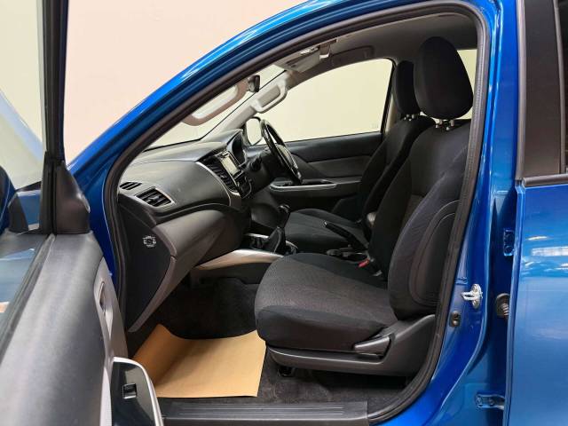 2018 Mitsubishi L200 2.4 L200 Titan DI-D 4WD