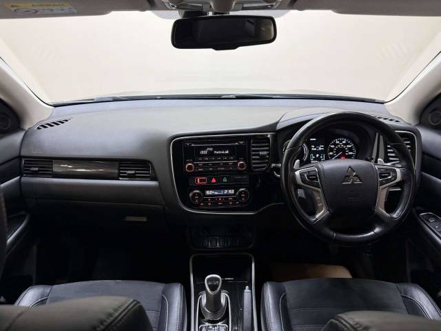 2016 Mitsubishi Outlander 2.0 Outlander GX 3h+ PHEV Semi-Auto 4WD 5dr