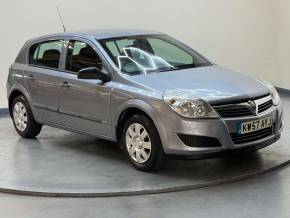 VAUXHALL ASTRA at SELECT CARS & COMMERCIALS Luton