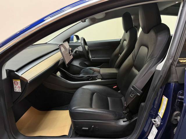 2019 Tesla Model 3 Model 3 Long Range AWD 4WD 4dr