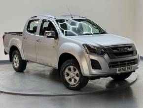 ISUZU D MAX at SELECT CARS & COMMERCIALS Luton