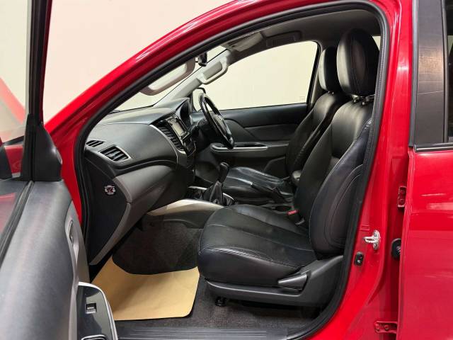 2017 Mitsubishi L200 2.4 L200 Warrior DI-D 4WD