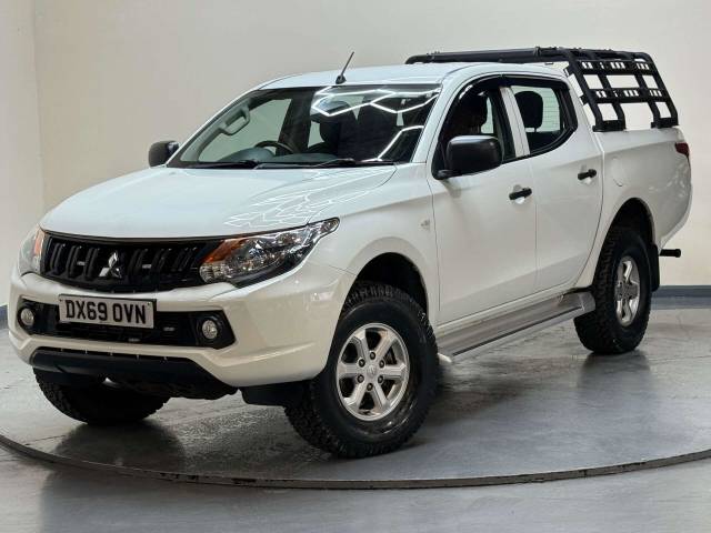 2019 Mitsubishi L200 2.4 L200 4Life DI-D 4WD